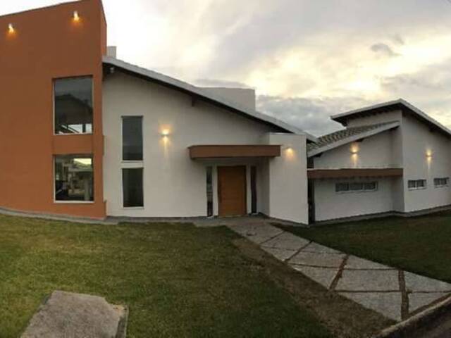 Casa em Condomínio para Venda em Atibaia - 5