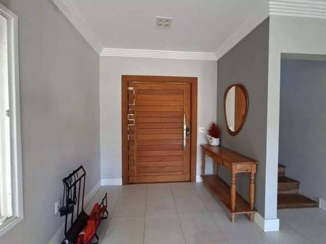 Casa em Condomínio para Venda em Cotia - 2