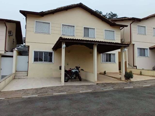 #F161 - Casa em Condomínio para Venda em Cotia - SP - 1